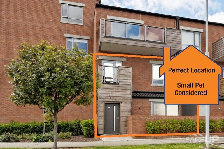 Photo of property in 1/160c Hobsonville Point Road, Hobsonville, Auckland, 0616