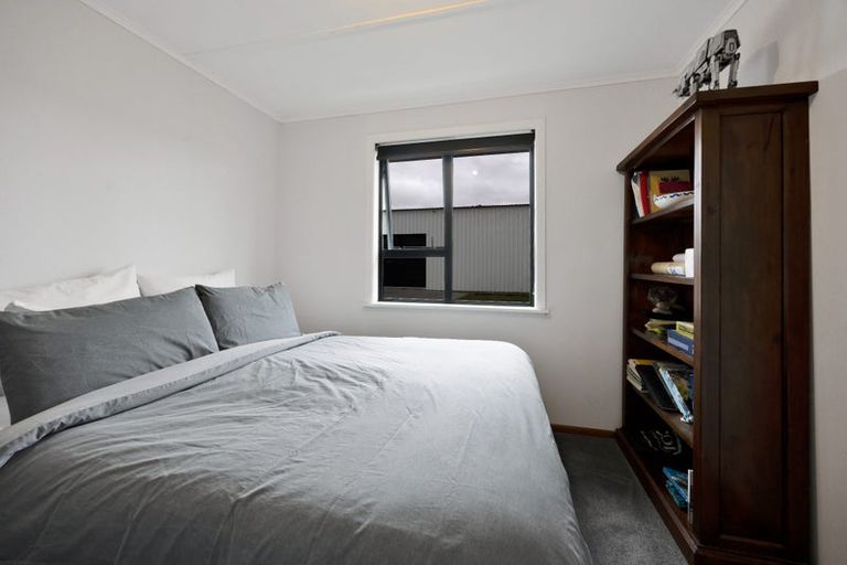 Photo of property in 70 Cloten Road, Stratford, 4332