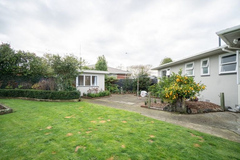 Photo of property in 2 Purnell Court, Awapuni, Palmerston North, 4412