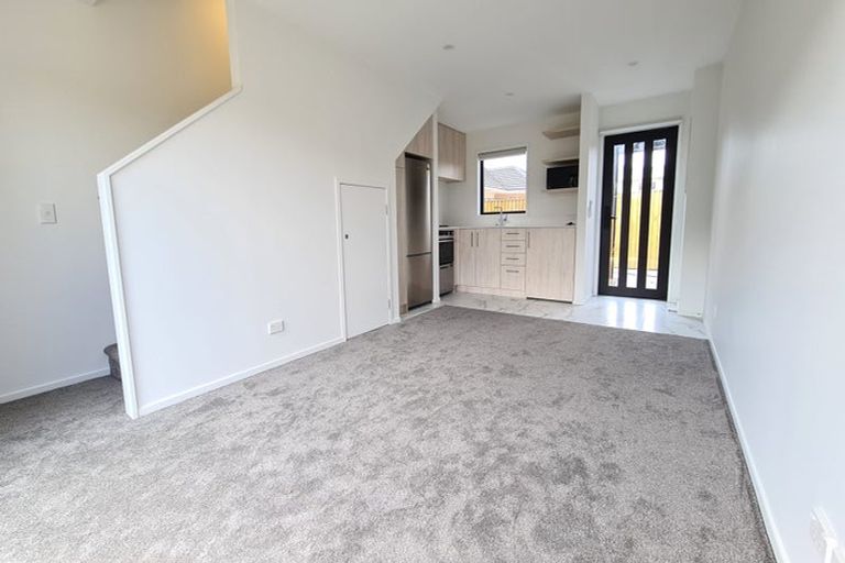 Photo of property in 5/57 Taikata Road, Te Atatu Peninsula, Auckland, 0610