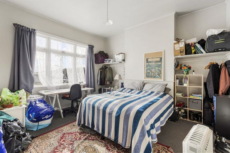 Photo of property in 35 Colombo Street, Newtown, Wellington, 6021