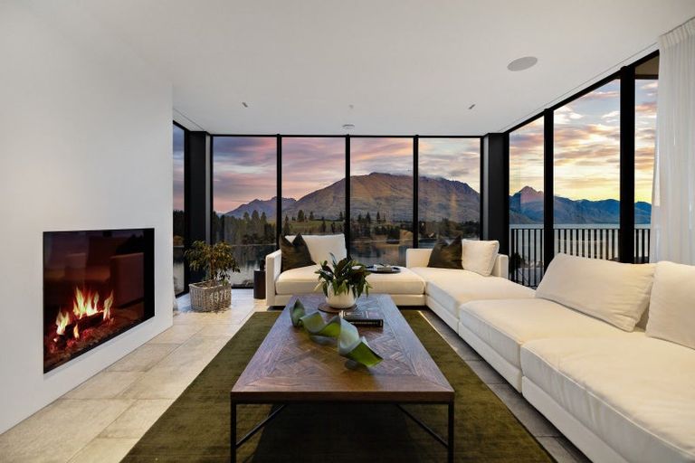 Photo of property in 95 Frankton Road, Queenstown, 9300