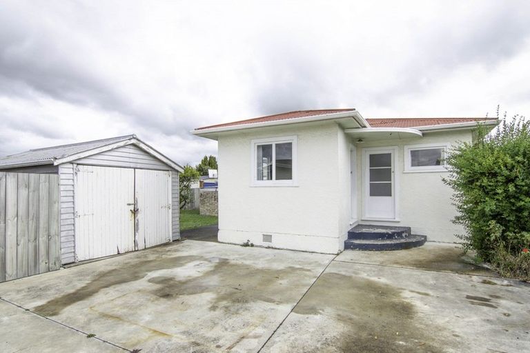 Photo of property in 8 Ronberg Street, Highbury, Palmerston North, 4412
