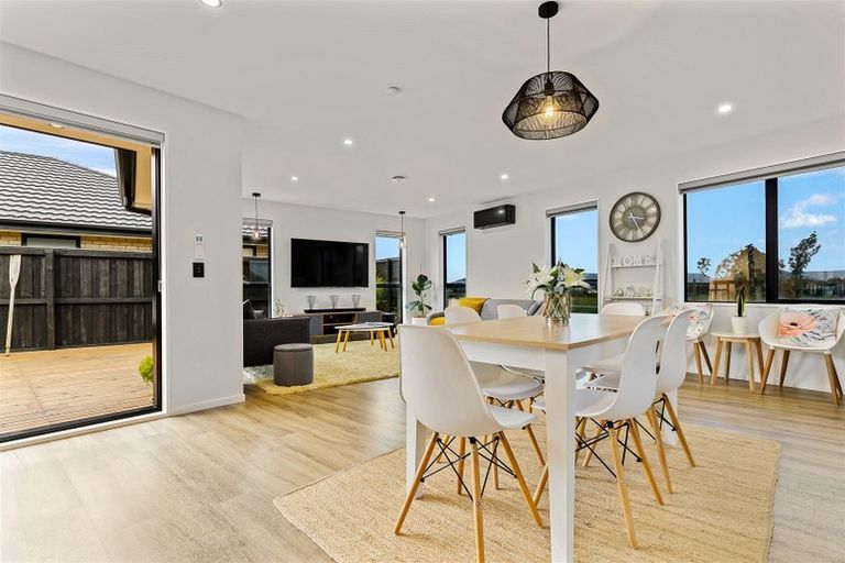 Photo of property in 37 Kemble Drive, Rolleston, 7615