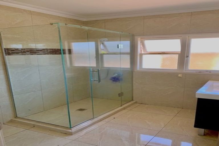 Photo of property in 80 East Tamaki Road, Papatoetoe, Auckland, 2025