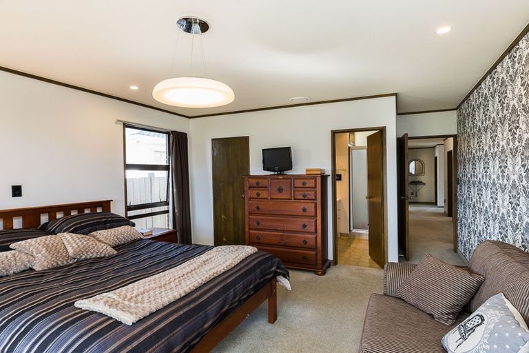 Photo of property in 25 Moyne Avenue, Milson, Palmerston North, 4414