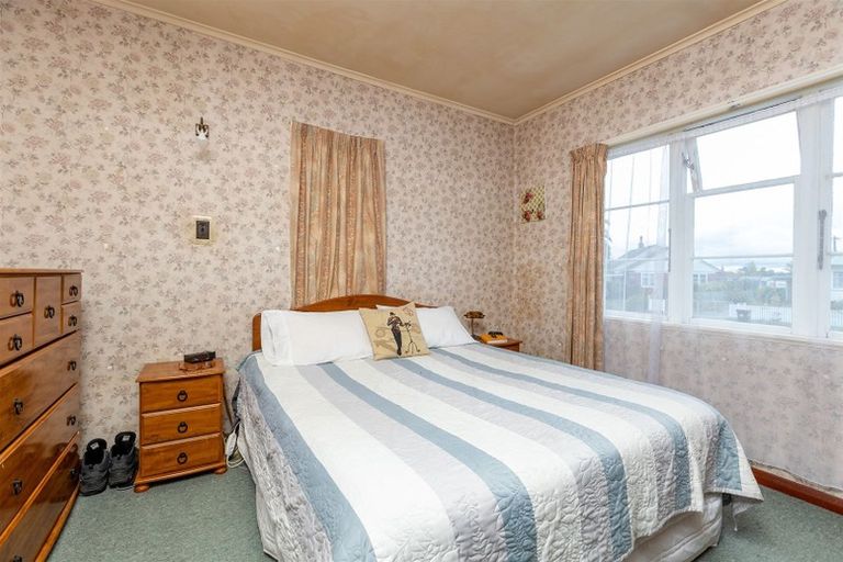 Photo of property in 2 Mcgregor Crescent, Masterton, 5810