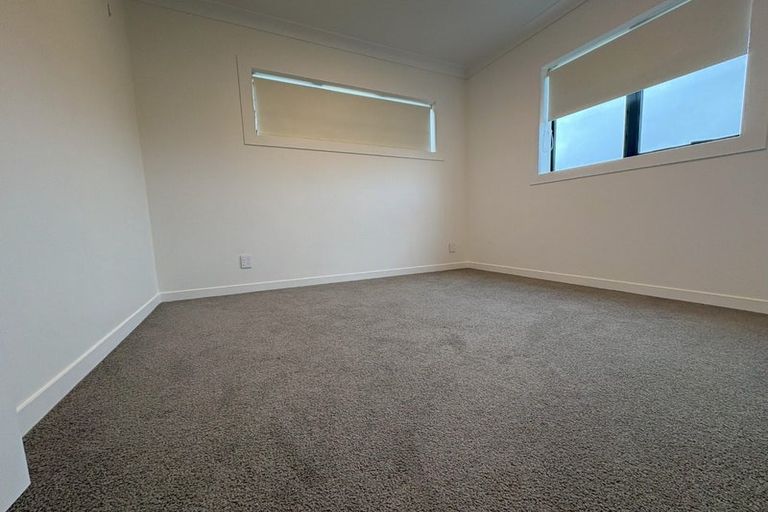 Photo of property in 40c Kervil Avenue, Te Atatu Peninsula, Auckland, 0610