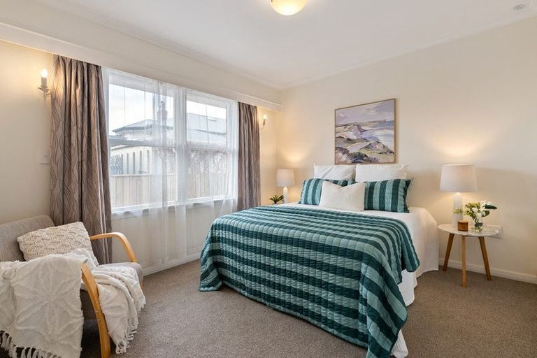 Photo of property in 169 Karori Road, Karori, Wellington, 6012