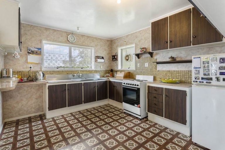 Photo of property in 195 Glamorgan Drive, Torbay, Auckland, 0630