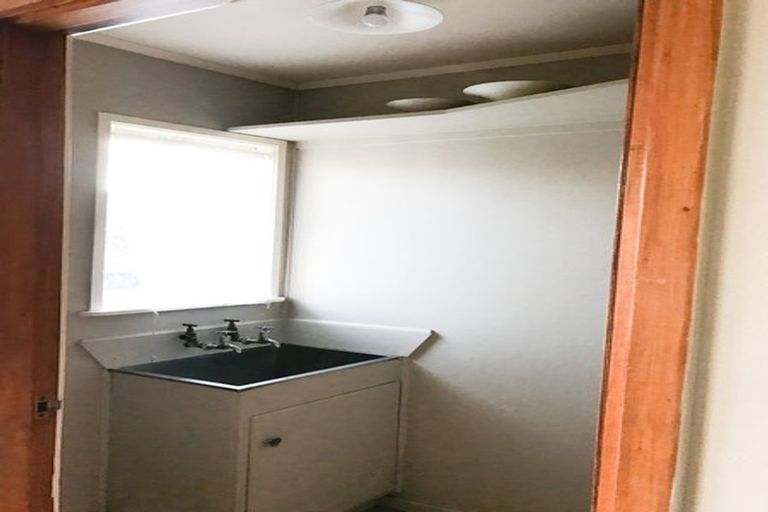 Photo of property in 3/9 Oxford Road, Manurewa, Auckland, 2102