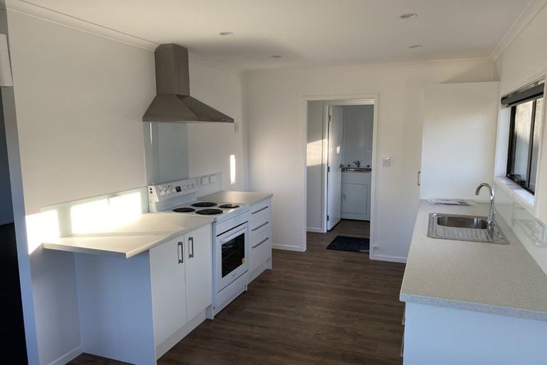 Photo of property in 11 Tahurangi Place, Spotswood, New Plymouth, 4310