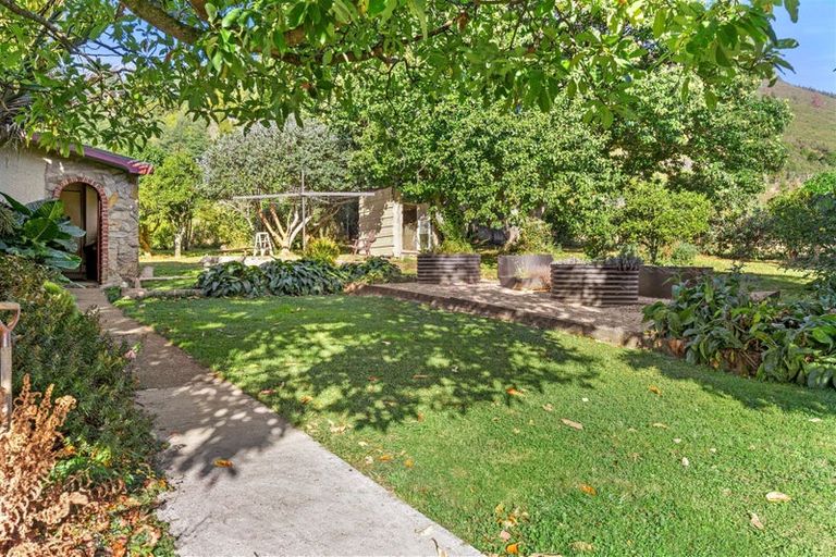 Photo of property in 656 East Takaka Road, East Takaka, Takaka, 7183