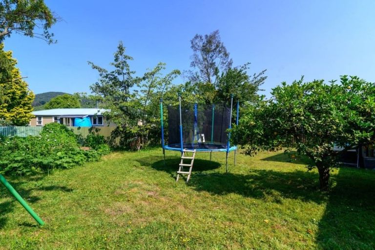 Photo of property in 5 Westlock Road, Koutu, Rotorua, 3010