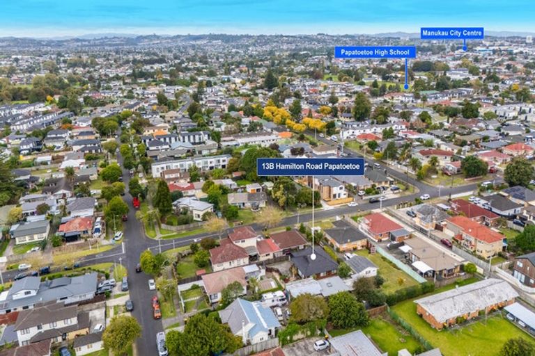 Photo of property in 2/13 Hamilton Road, Papatoetoe, Auckland, 2025