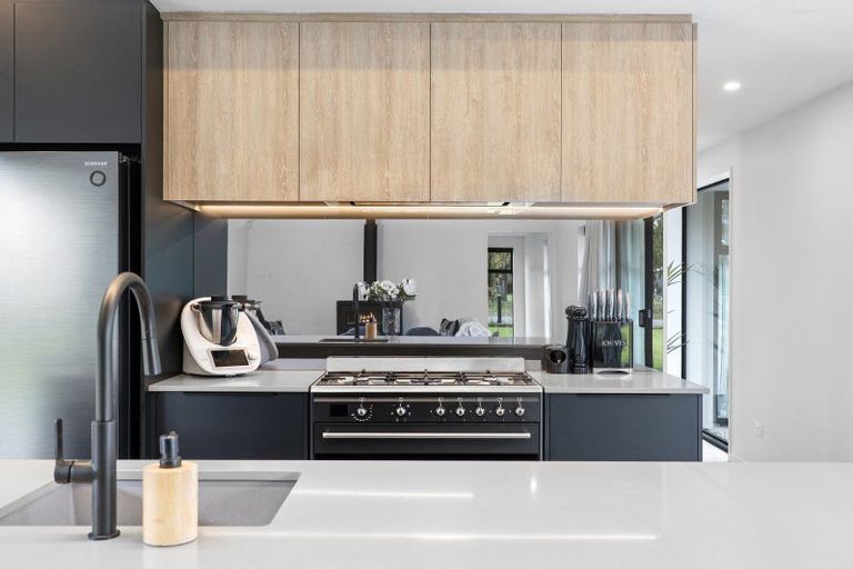 Photo of property in 14 Walford Way, Darfield, 7571