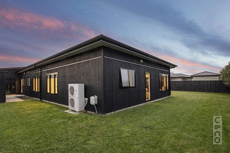 Photo of property in 19 Orchard Terrace, Riverhead, 0820