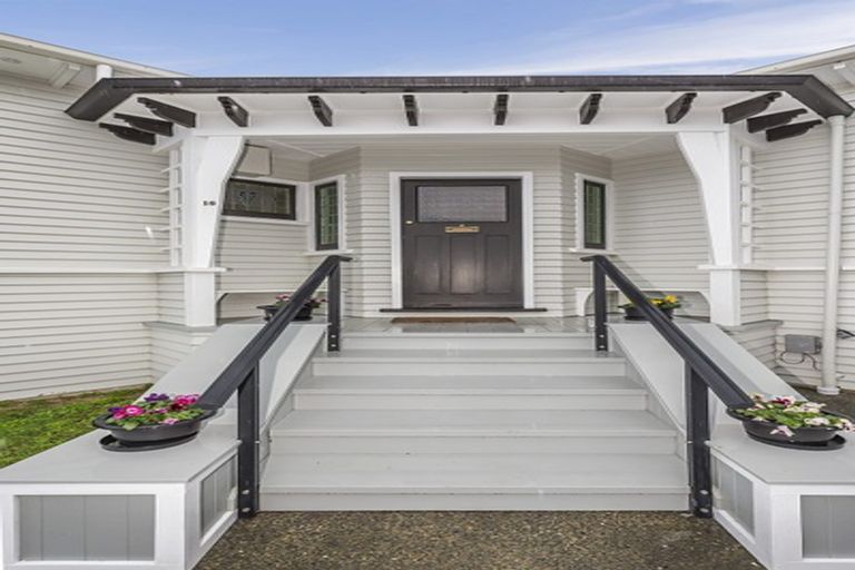 Photo of property in 18 Rewa Road, Hataitai, Wellington, 6021