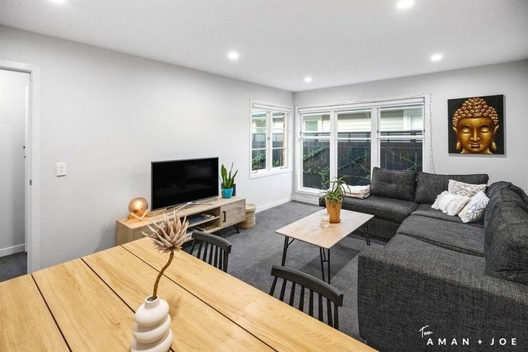 Photo of property in 65 Neil Avenue, Te Atatu Peninsula, Auckland, 0610