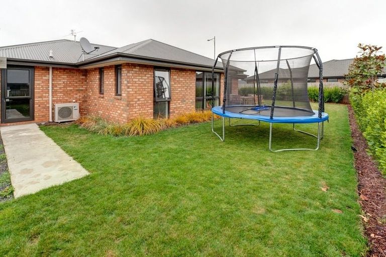 Photo of property in 1 Duggan Close, Rolleston, 7614