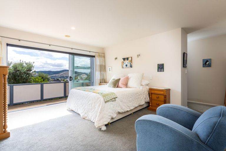 Photo of property in 11 Sedgley Grove, Churton Park, Wellington, 6037