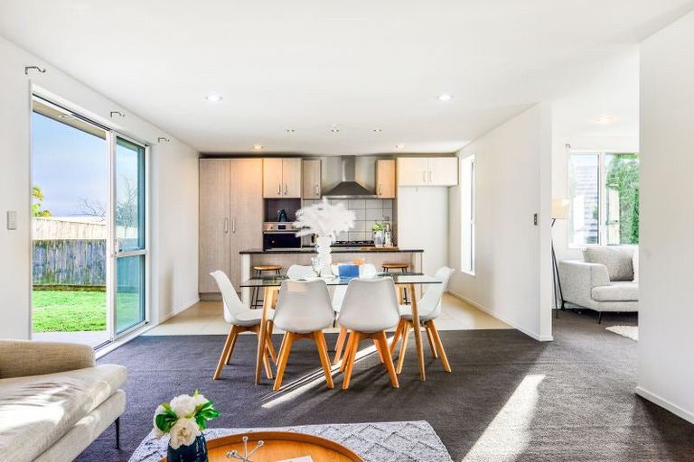 Photo of property in 18 Te Ironui Place, Huntington, Hamilton, 3210