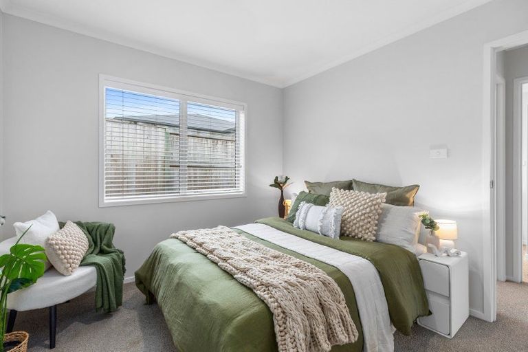 Photo of property in 14 Rochfort Crescent, Pyes Pa, Tauranga, 3112