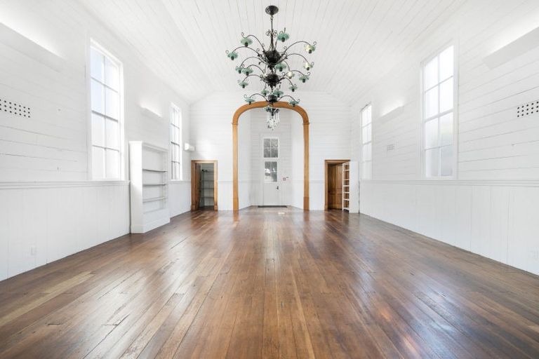 Photo of property in 75-77 Main Street, Reefton, 7830