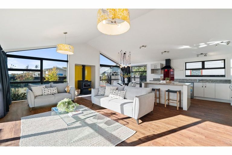 Photo of property in 651 Ferry Road, Woolston, Christchurch, 8023