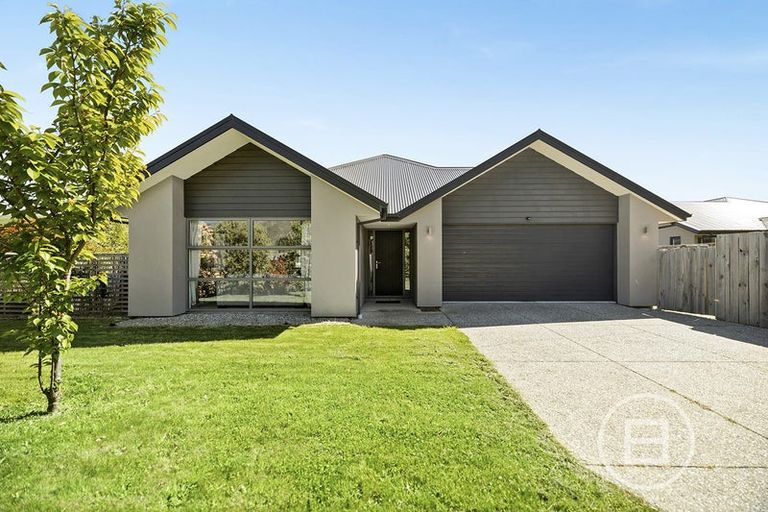 Photo of property in 9 Judge And Jury Drive, Lake Hayes, Queenstown, 9304