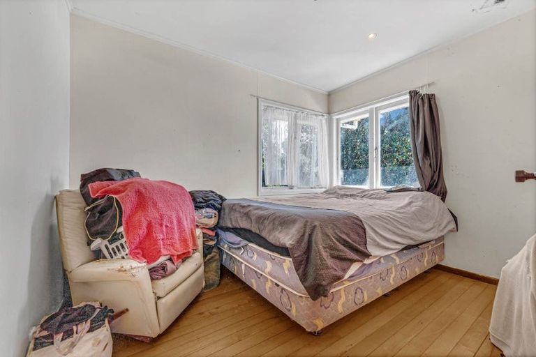Photo of property in 87 Smythe Road, Henderson, Auckland, 0612