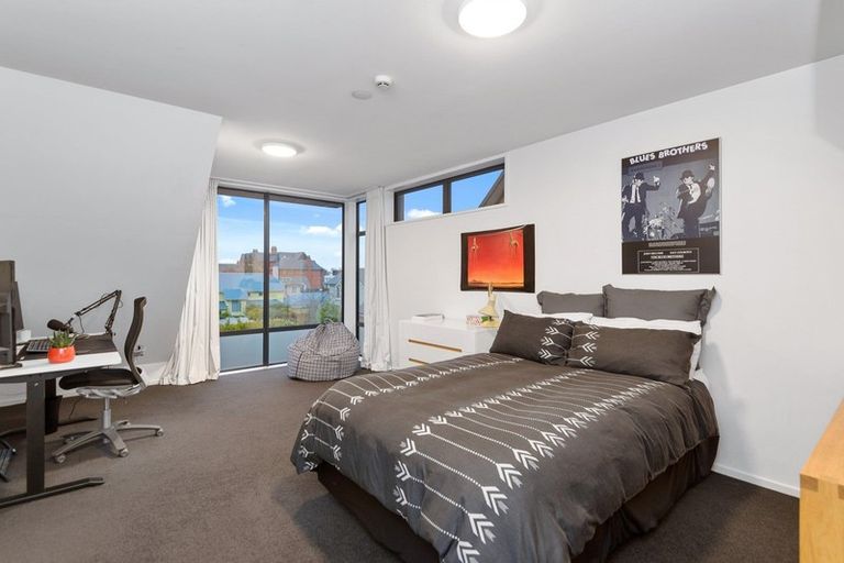 Photo of property in 2/2a Dorset Street, Christchurch Central, Christchurch, 8013