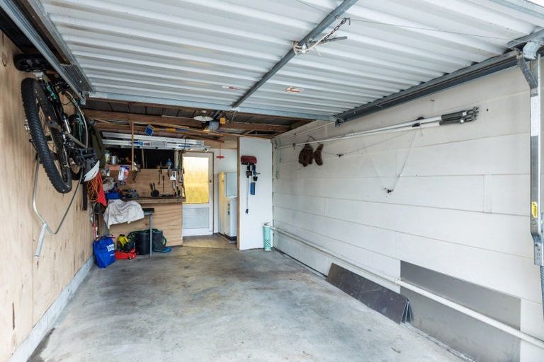 Photo of property in 3/166 Ngamotu Road, Spotswood, New Plymouth, 4310