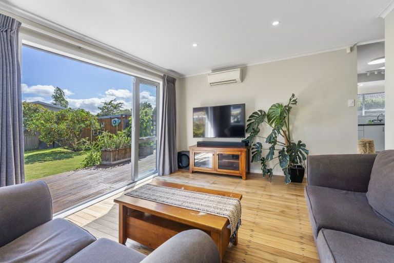 Photo of property in 22 Waerenga Road, Otaki, 5512