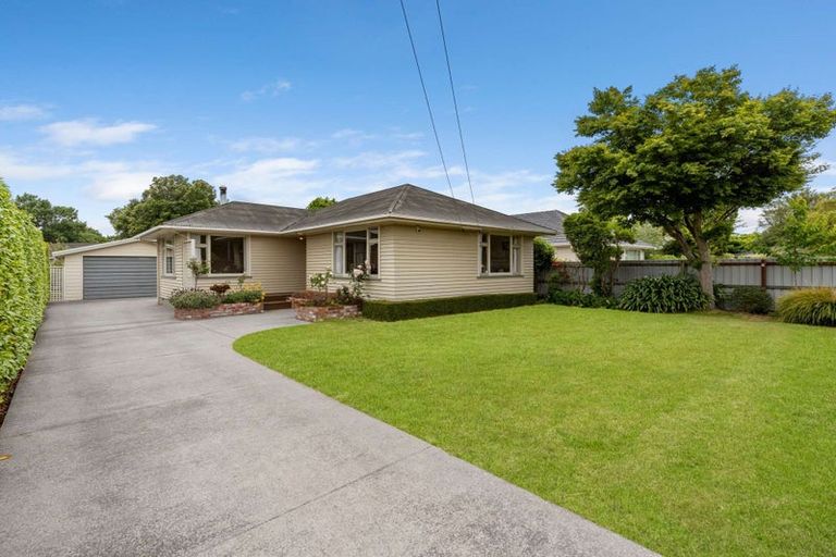 Photo of property in 196 Grahams Road, Burnside, Christchurch, 8053