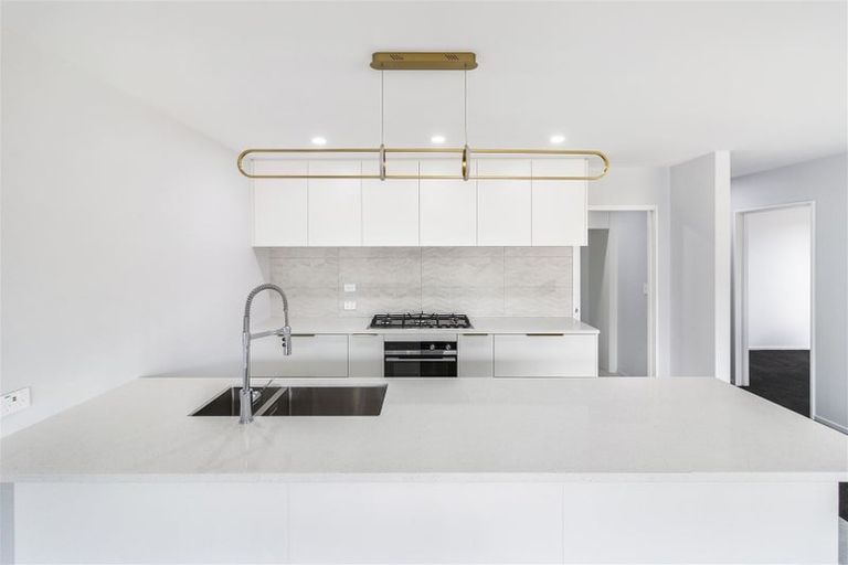 Photo of property in 15 Fountain Place, Rolleston, 7614