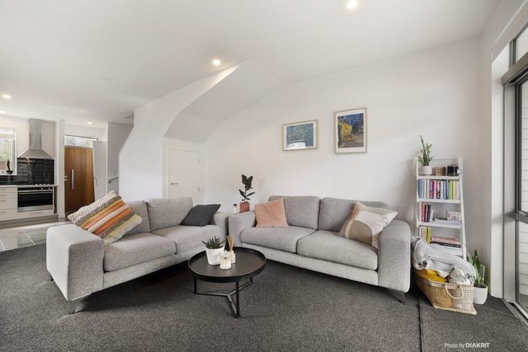 Photo of property in 6/59 The Parade, Island Bay, Wellington, 6023