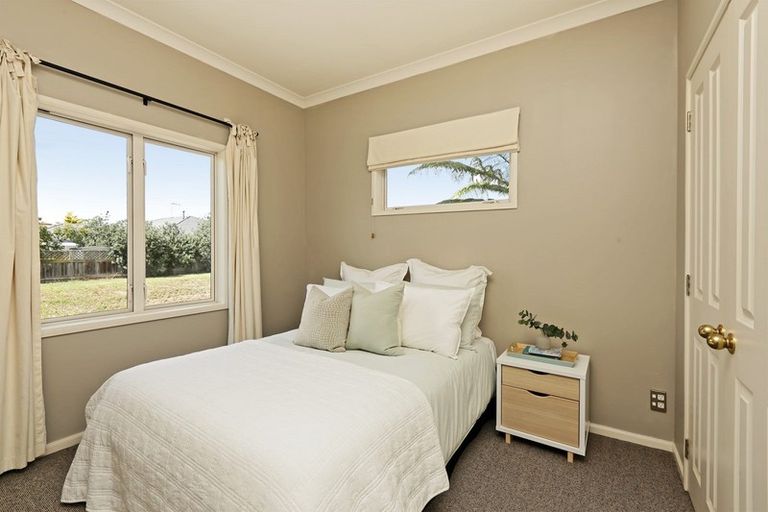 Photo of property in 26 Pukekura Place, Taradale, Napier, 4112