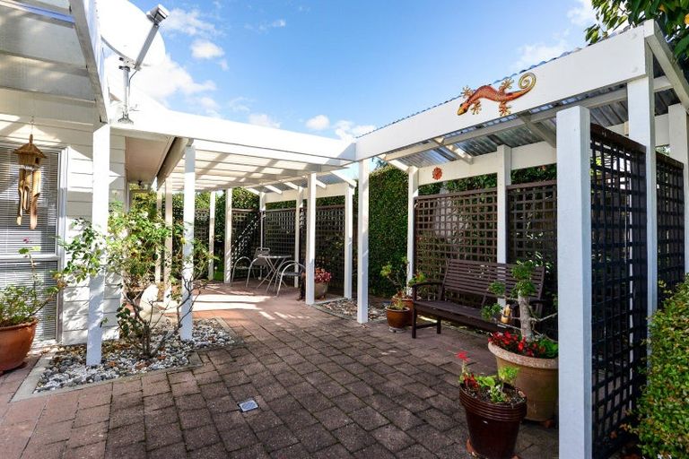 Photo of property in 35 Halyard Close, Flagstaff, Hamilton, 3210