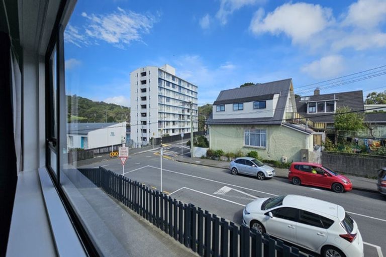 Photo of property in 52u4 Russell Terrace, Berhampore, Wellington, 6023