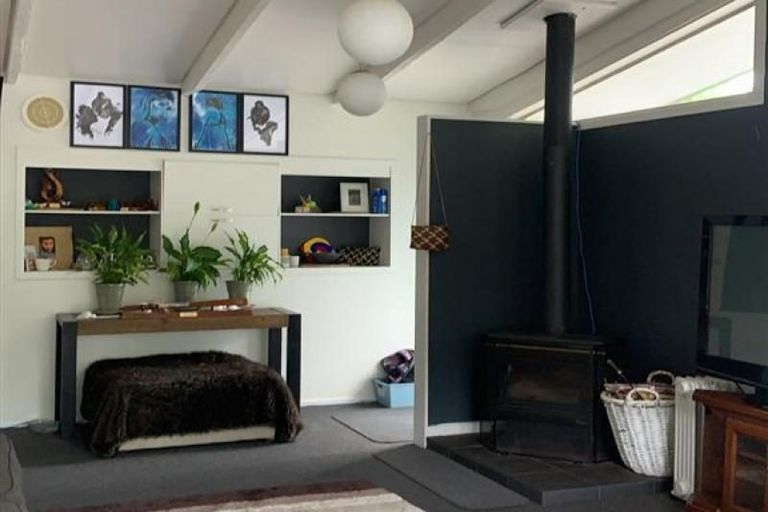 Photo of property in 23 Saint Ives Grove, Whalers Gate, New Plymouth, 4310