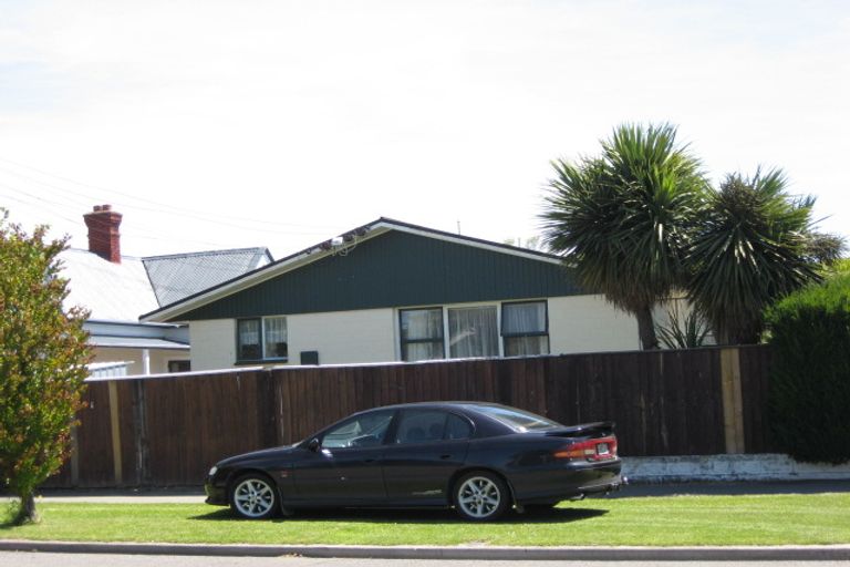 Photo of property in 4/97 Champion Street, Edgeware, Christchurch, 8013