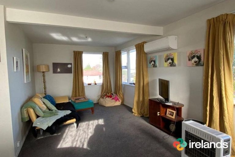 Photo of property in 5 Cheam Street, Dallington, Christchurch, 8061