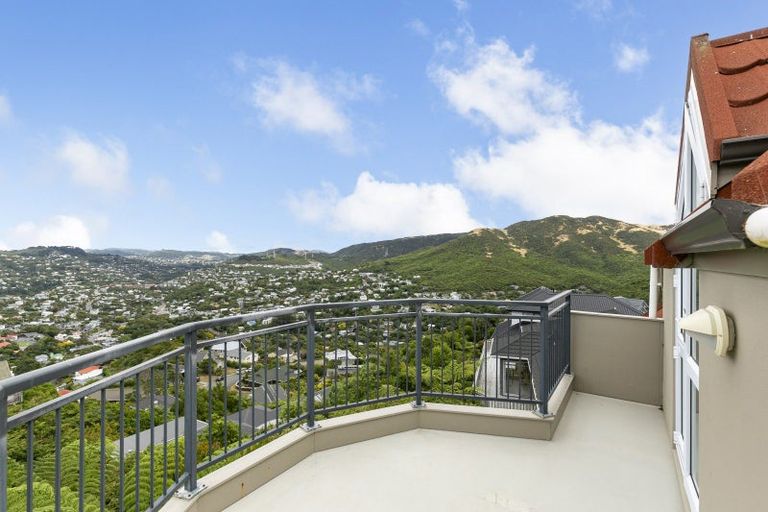 Photo of property in 29 Satara Crescent, Khandallah, Wellington, 6035