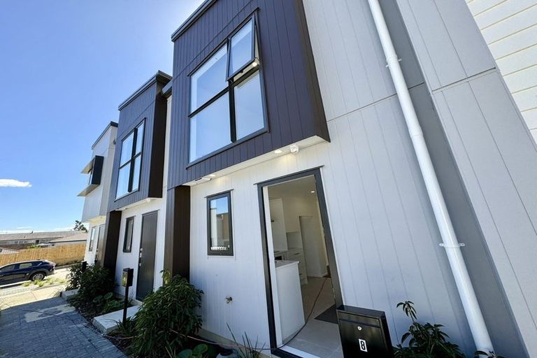 Photo of property in 8 Raupeti Lane, Henderson, 0612