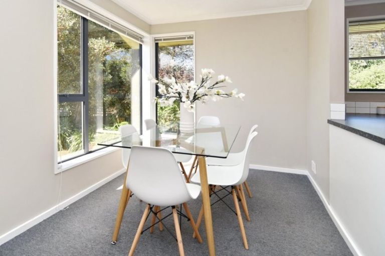 Photo of property in 40 Medina Crescent, Parklands, Christchurch, 8083