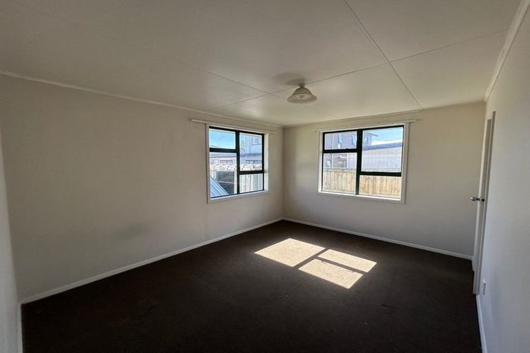 Photo of property in 39 Mayflower Close, Mangere East, Auckland, 2024