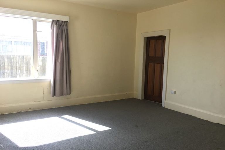 Photo of property in 64 Division Street, Riccarton, Christchurch, 8041