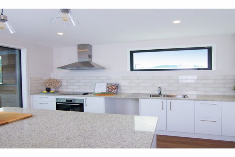 Photo of property in 5/1079 Kaipara Coast Highway, Kaukapakapa, 0873