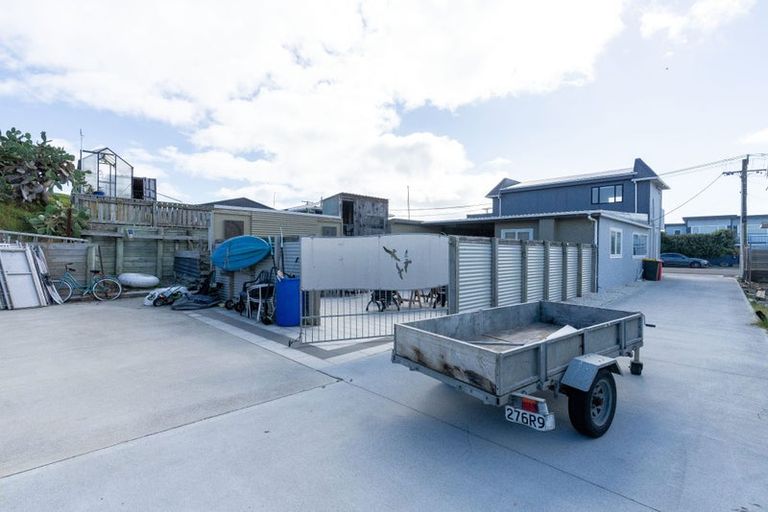 Photo of property in 16 Ocean Beach Street, Foxton Beach, Foxton, 4815